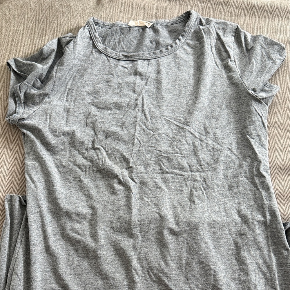 Gray Short Sleeve T-Shirt